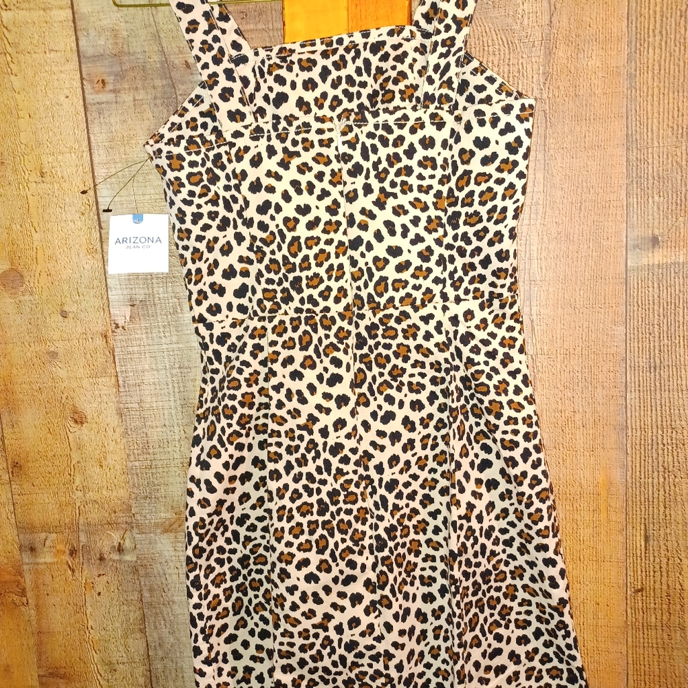 Ladies junior size dress size x small by Arizona jeans